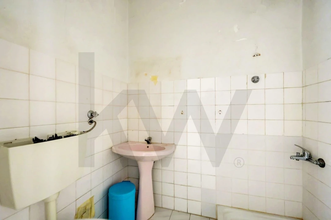 Apartamento T1 para Venda em Odivelas Foto 12