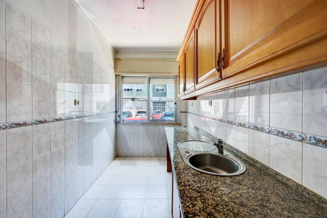 Apartamento T1 para Venda em Odivelas Foto 11