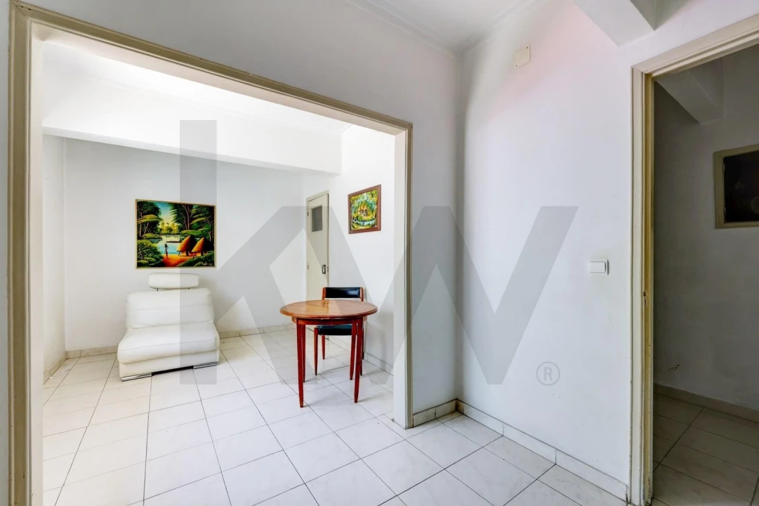 Apartamento T1 para Venda em Odivelas Foto 5