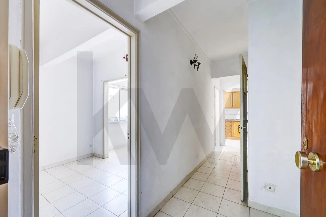 Apartamento T1 para Venda em Odivelas Foto 4