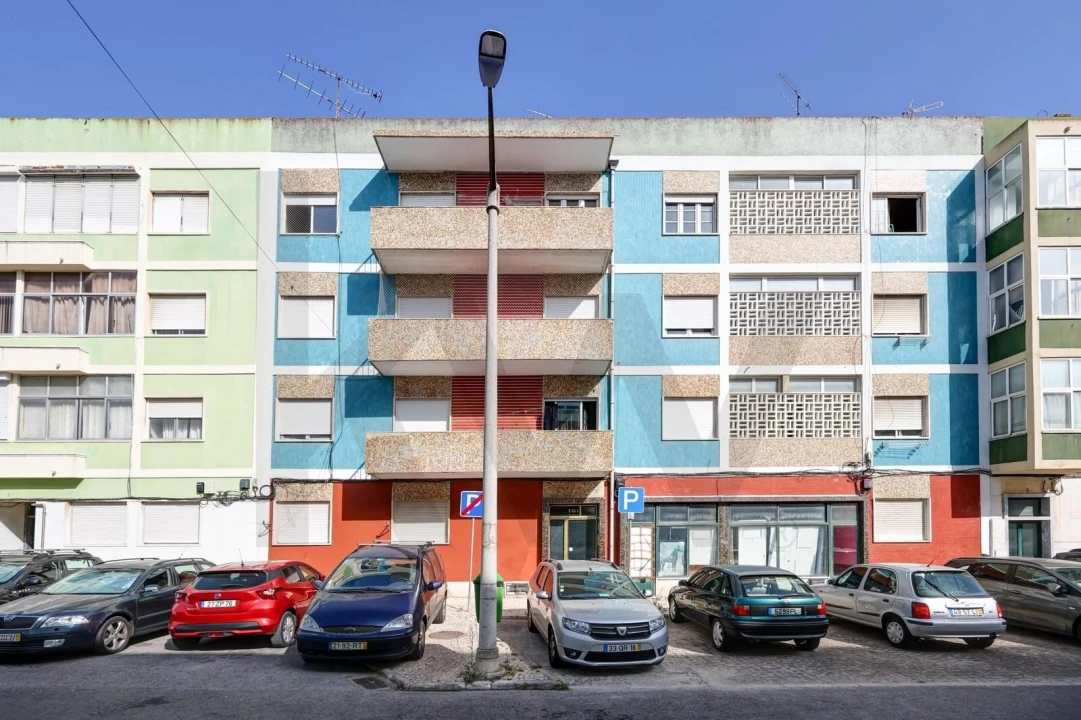 Apartamento T1 para Venda em Odivelas Foto 1