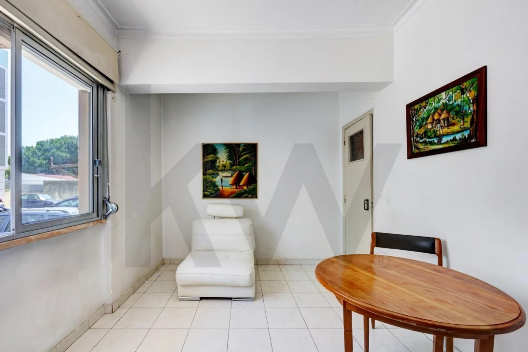 Apartamento T1 para Venda em Odivelas Foto 6