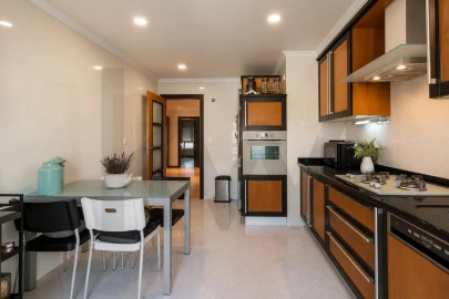 Apartamento T3 para Venda em Alhandra, São João dos Montes e Calhandriz