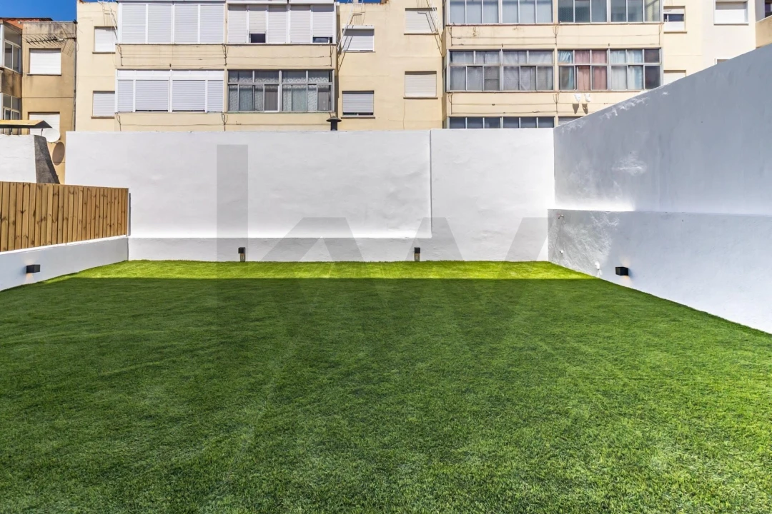 Apartamento T3 para Venda em Seixal, Arrentela e Aldeia de Paio Pires Foto 42