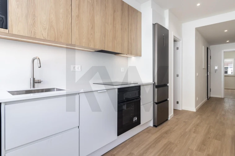Apartamento T3 para Venda em Seixal, Arrentela e Aldeia de Paio Pires Foto 8