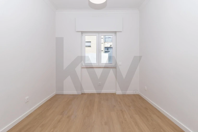 Apartamento T3 para Venda em Seixal, Arrentela e Aldeia de Paio Pires Foto 27