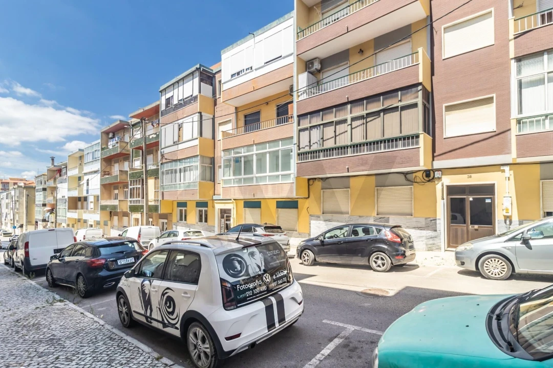 Apartamento T3 para Venda em Seixal, Arrentela e Aldeia de Paio Pires Foto 47