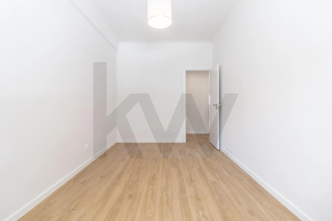 Apartamento T3 para Venda em Seixal, Arrentela e Aldeia de Paio Pires Foto 29