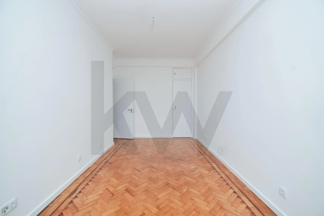 Apartamento T3 para Arrendamento em Benfica Foto 19