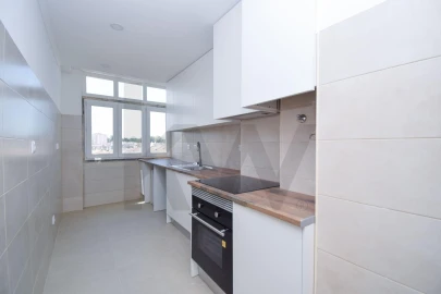 Apartamento T3 para Arrendamento em Benfica