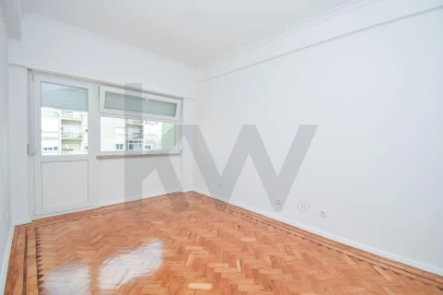 Apartamento T3 para Arrendamento em Benfica
