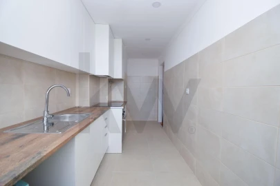 Apartamento T3 para Arrendamento em Benfica