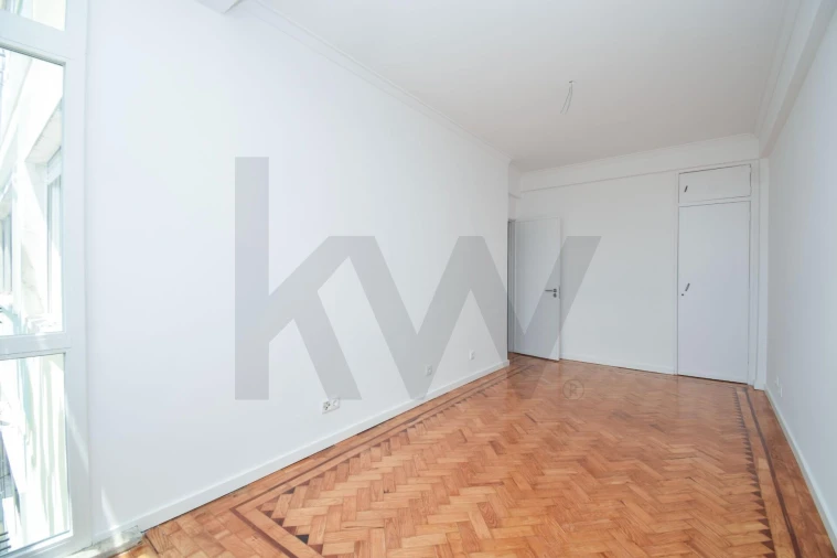 Apartamento T3 para Arrendamento em Benfica Foto 20