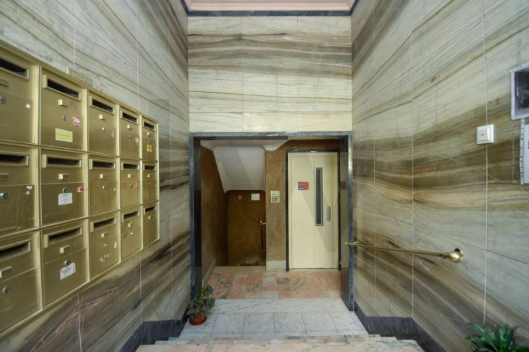 Apartamento T3 para Arrendamento em Benfica Foto 26