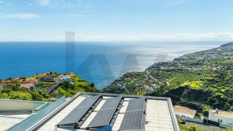 Moradia T3 para Venda em Arco da Calheta