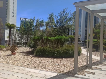 Apartamento T3 para Arrendamento em Campolide