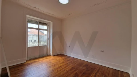 Apartamento T6 para Venda em Arroios
