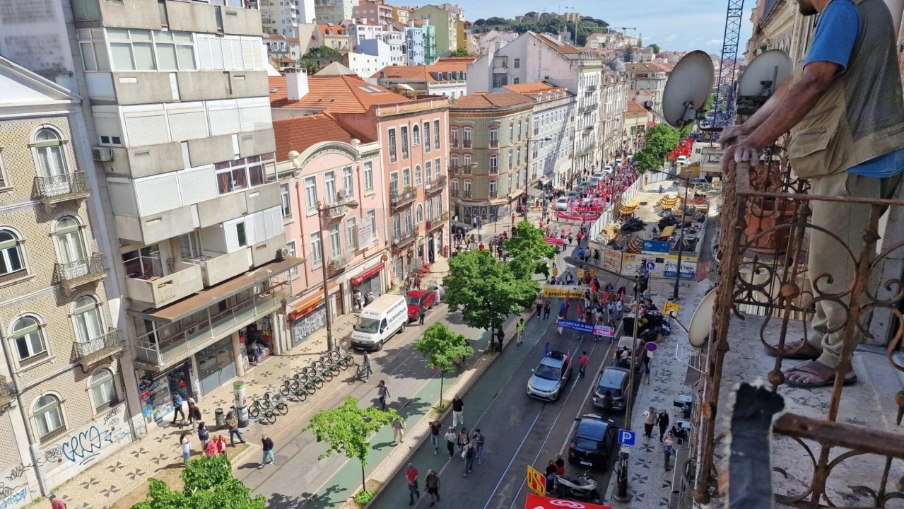 Apartamento T6 para Venda em Arroios Foto 1