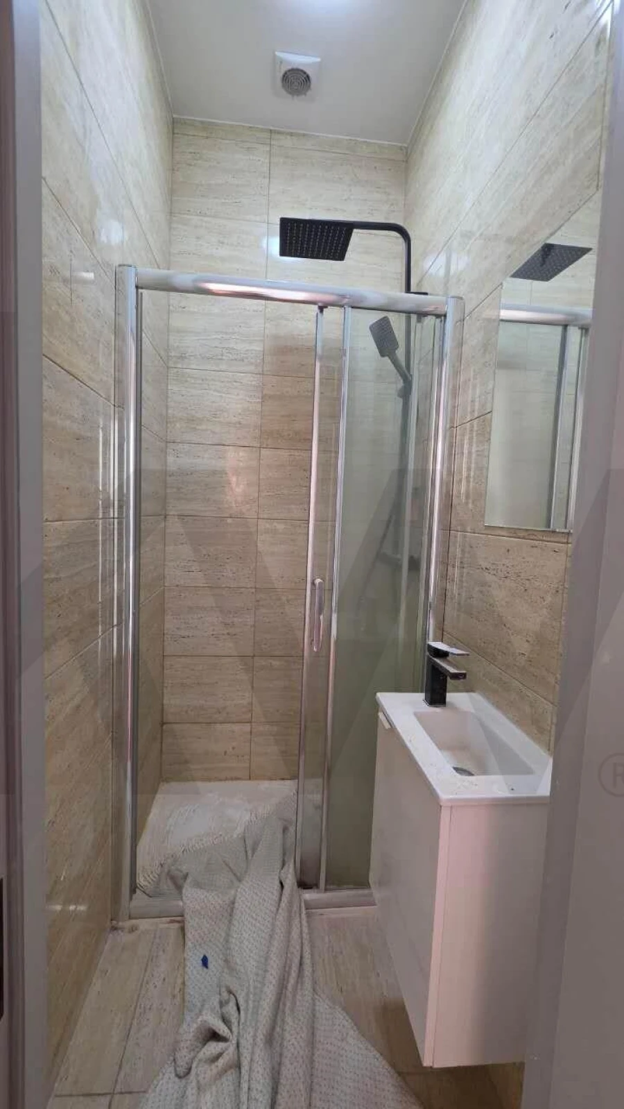 Apartamento T6 para Venda em Arroios Foto 11