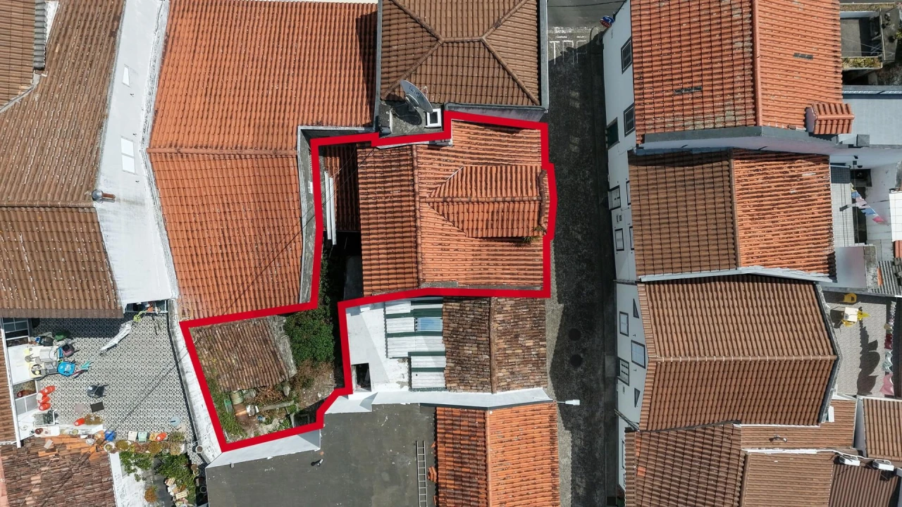 Moradia T4 para Venda em Faial da Terra Foto 19