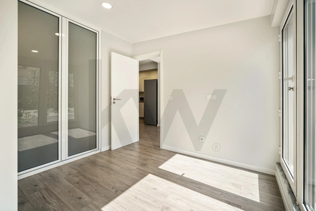 Apartamento T1 para Arrendamento em Benfica Foto 16