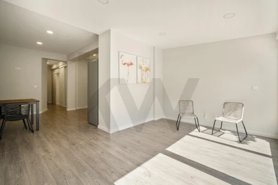 Apartamento T1 para Arrendamento em Benfica