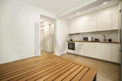 Apartamento T1 para Arrendamento em Benfica