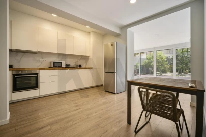 Apartamento T1 para Arrendamento em Benfica