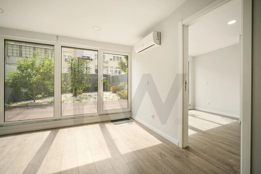 Apartamento T1 para Arrendamento em Benfica Foto 18