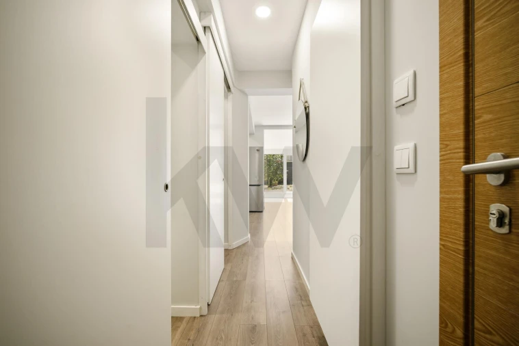 Apartamento T1 para Arrendamento em Benfica Foto 21