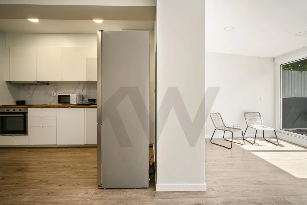 Apartamento T1 para Arrendamento em Benfica Foto 10