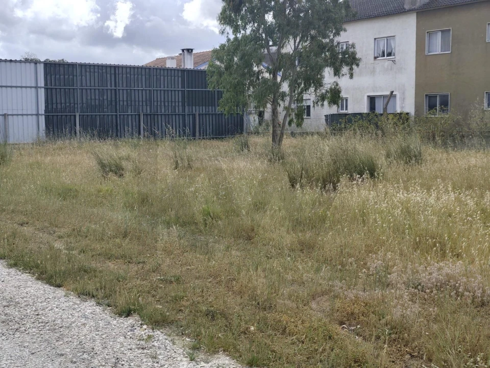 Terreno para Venda em Quinta do Conde Foto 2