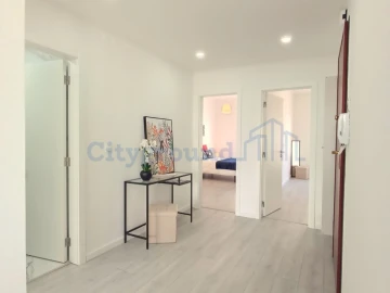 Apartamento T3 para Venda em Benfica