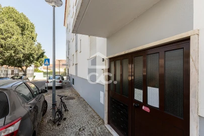 Apartamento T3 para Venda em Malagueira e Horta das Figueiras