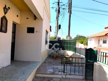 Moradia T3 para Venda em Bombarral e Vale Covo