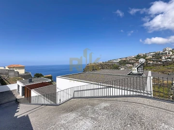 Moradia T3 para Venda em Calheta