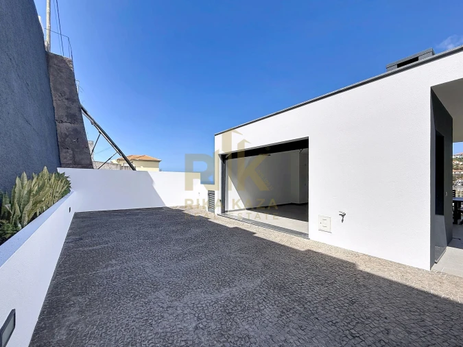 Moradia T3 para Venda em Calheta Foto 84