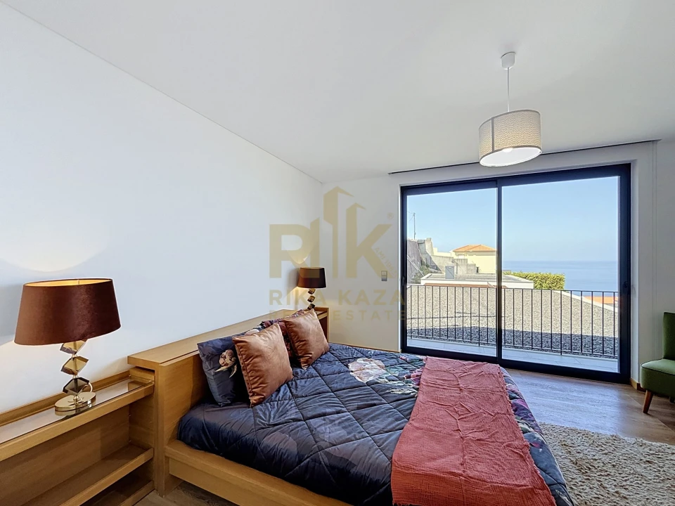 Moradia T3 para Venda em Calheta Foto 38