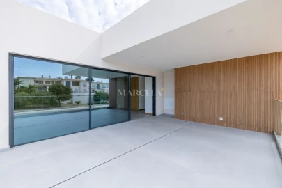 Moradia T4 para Venda em Lagos (São Sebastião e Santa Maria)