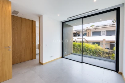 Moradia T4 para Venda em Lagos (São Sebastião e Santa Maria)