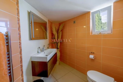 Moradia T6 para Venda em Lagos (São Sebastião e Santa Maria)