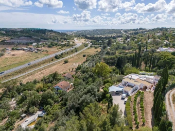 Moradia T6 para Venda em Lagos (São Sebastião e Santa Maria)