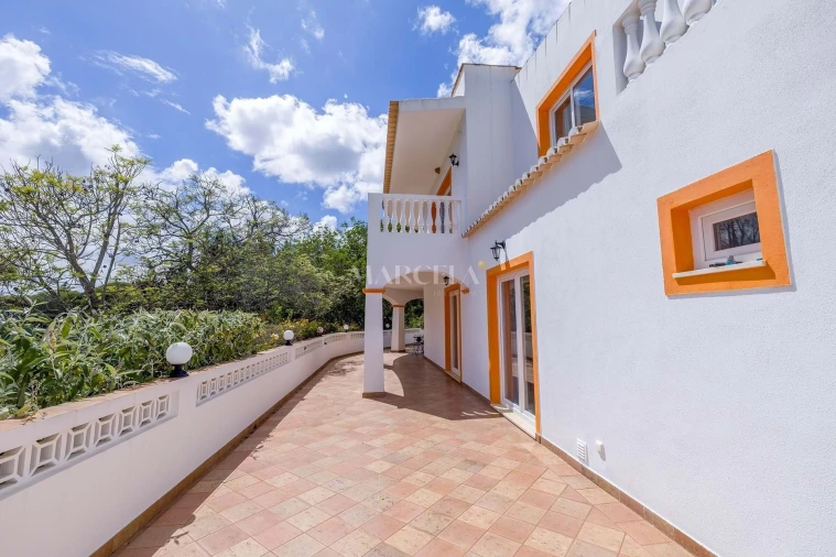 Moradia T6 para Venda em Lagos (São Sebastião e Santa Maria) Foto 39