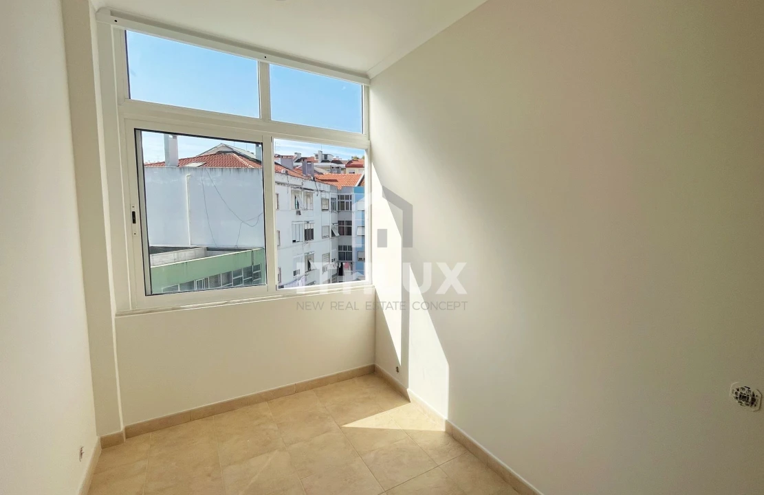Apartamento T2 para Venda em Sacavém e Prior Velho Foto 6