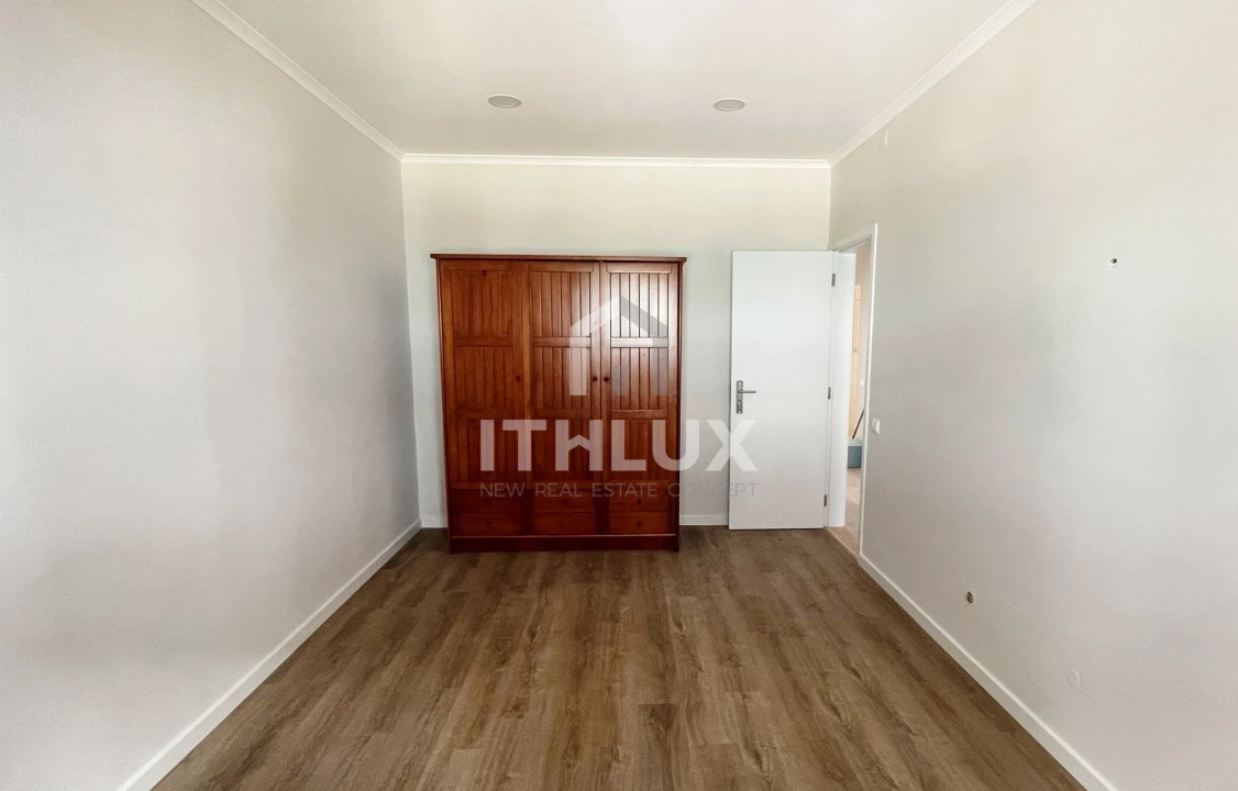 Apartamento T2 para Venda em Sacavém e Prior Velho Foto 26