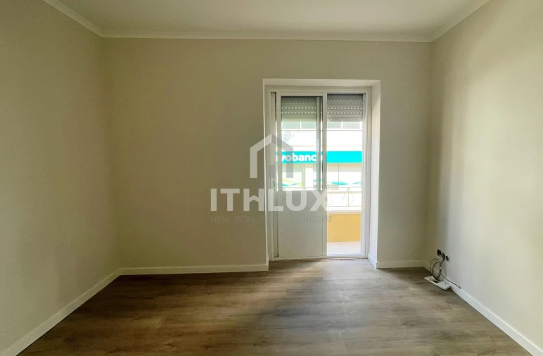 Apartamento T2 para Venda em Sacavém e Prior Velho Foto 19