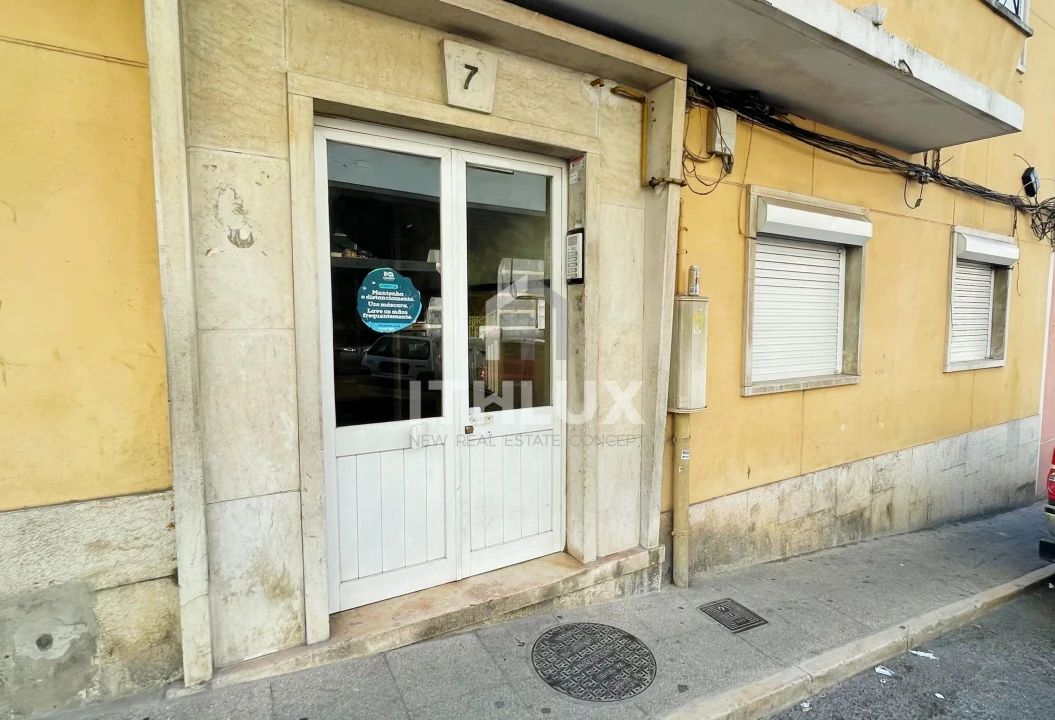 Apartamento T2 para Venda em Sacavém e Prior Velho Foto 30