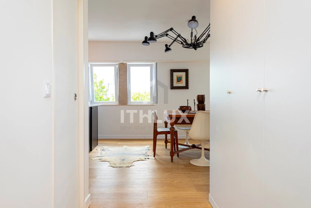 Apartamento T2 para Venda em Carcavelos e Parede Foto 3
