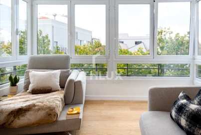 Apartamento T2 para Venda em Carcavelos e Parede