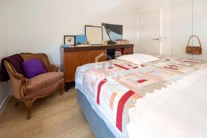 Apartamento T2 para Venda em Carcavelos e Parede